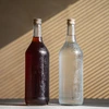 Butelka 1 L Stołowa z zakrętką fi28 - 4 szt. - 8 ['butelka na wódkę', ' butelki na wódkę', ' butelki stołowe', ' butelka monopolowa', ' butelka monopolówka', ' butelka stołowa 1000 ml', ' butelka przezroczysta', ' butelki 1 L', ' butelki litrowe', ' przezroczysta butelka z zakrętką', ' butelka na sok', ' butelka stołowa z zakrętką', ' butelki z zakrętkami', ' butelki na trunki']
